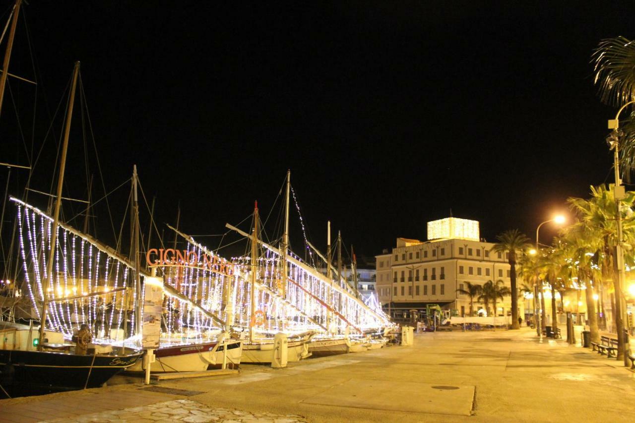 Stellahome - La Petite Cour Sanary-sur-Mer Kültér fotó